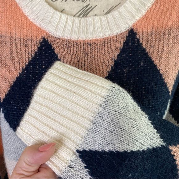 Favlux Fashion Argyle Sweater Small - Picture 5 of 10